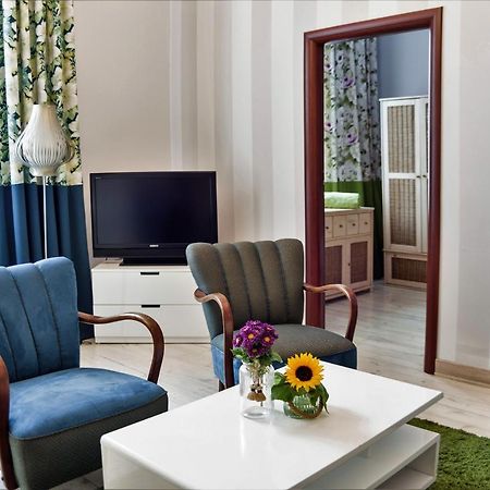 ワルシャワApartament Chmielna Bisアパートメント エクステリア 写真