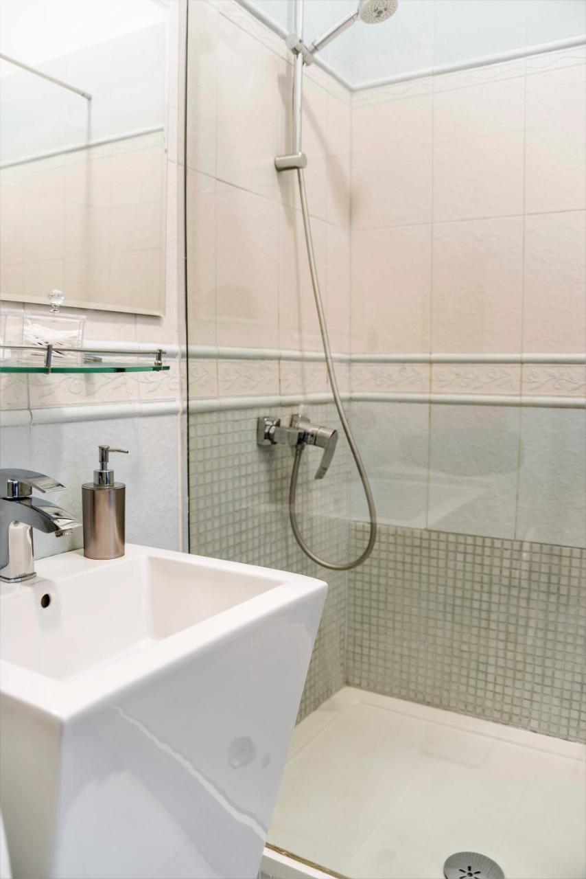 ワルシャワApartament Chmielna Bisアパートメント エクステリア 写真