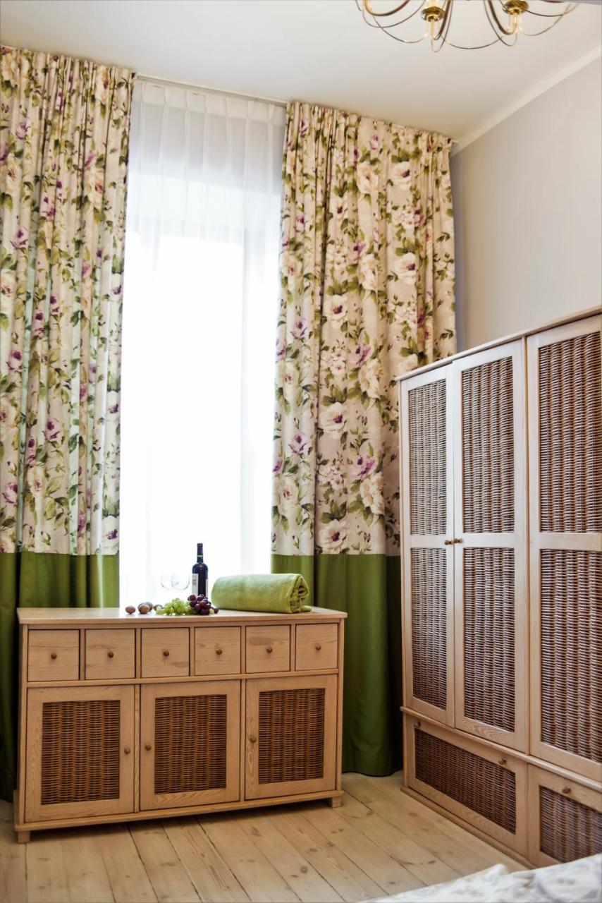 ワルシャワApartament Chmielna Bisアパートメント エクステリア 写真