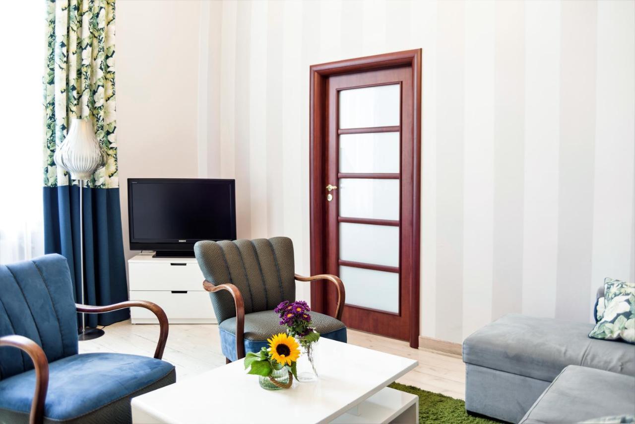 ワルシャワApartament Chmielna Bisアパートメント エクステリア 写真