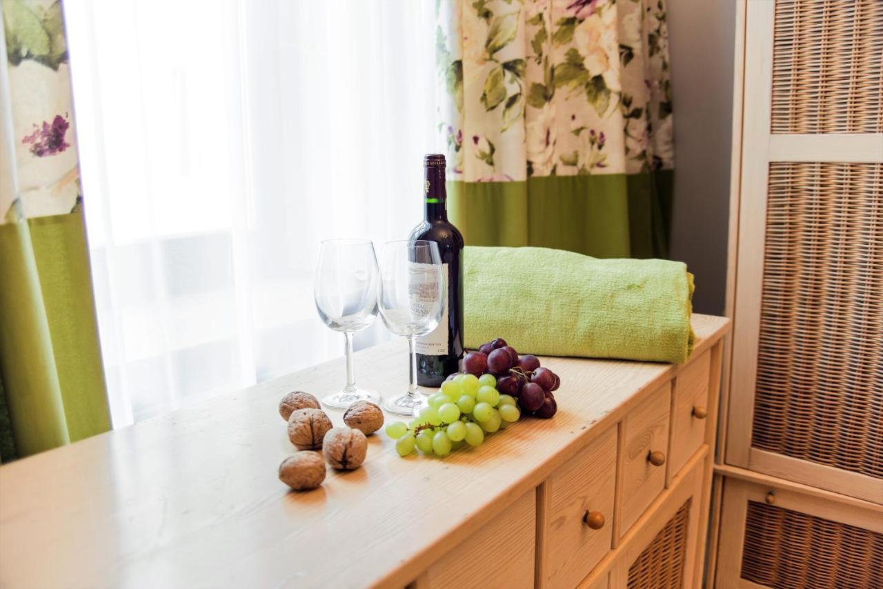 ワルシャワApartament Chmielna Bisアパートメント エクステリア 写真